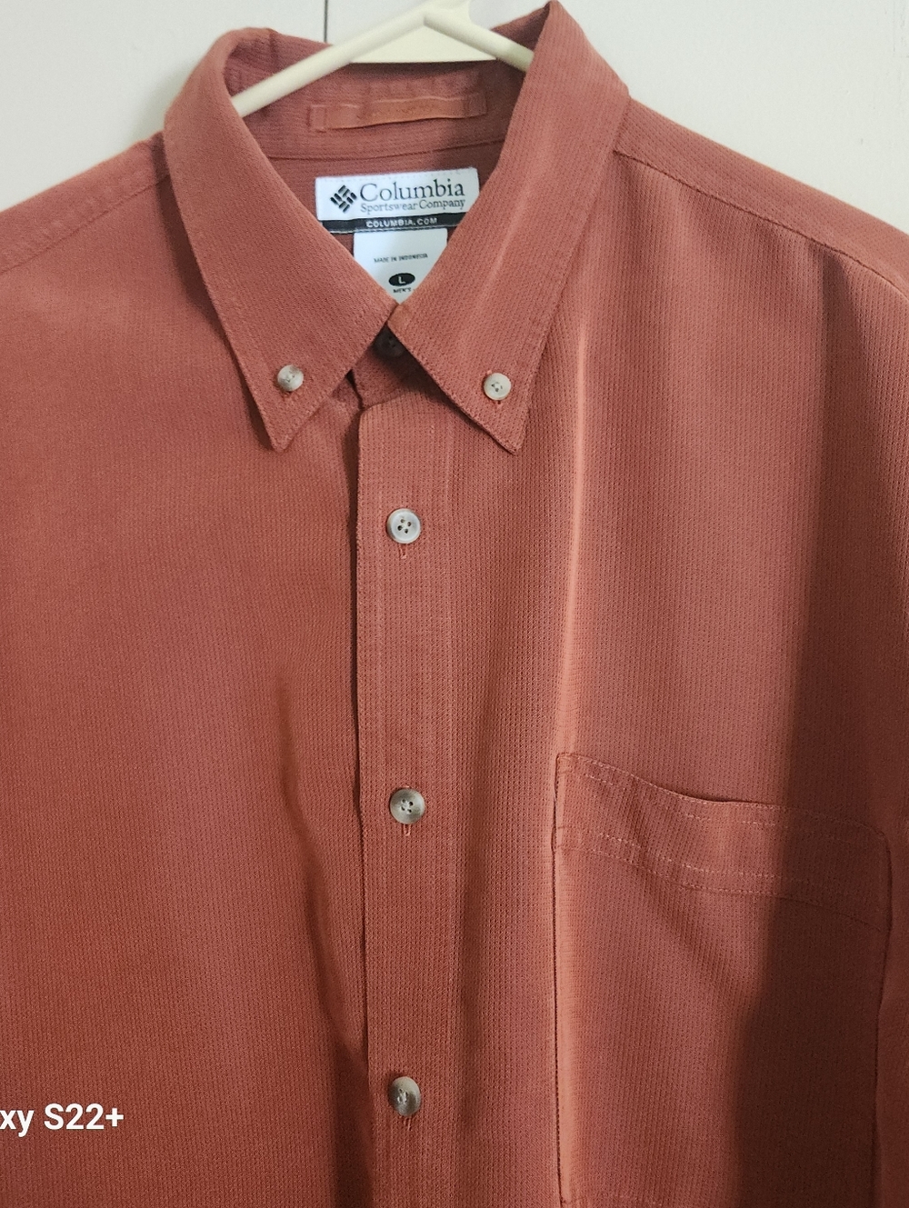 M20 Columbia Sportswear Mens Rust Lightweight button Shirt w button down collar